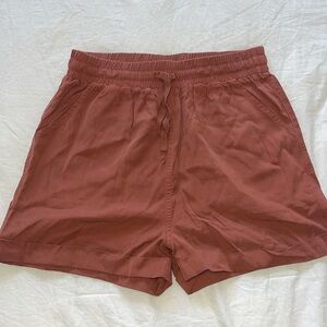Universal Thread short size XS